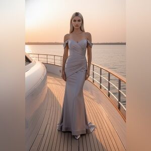 CINDERELLA DIVINE Formal Dress Size Large